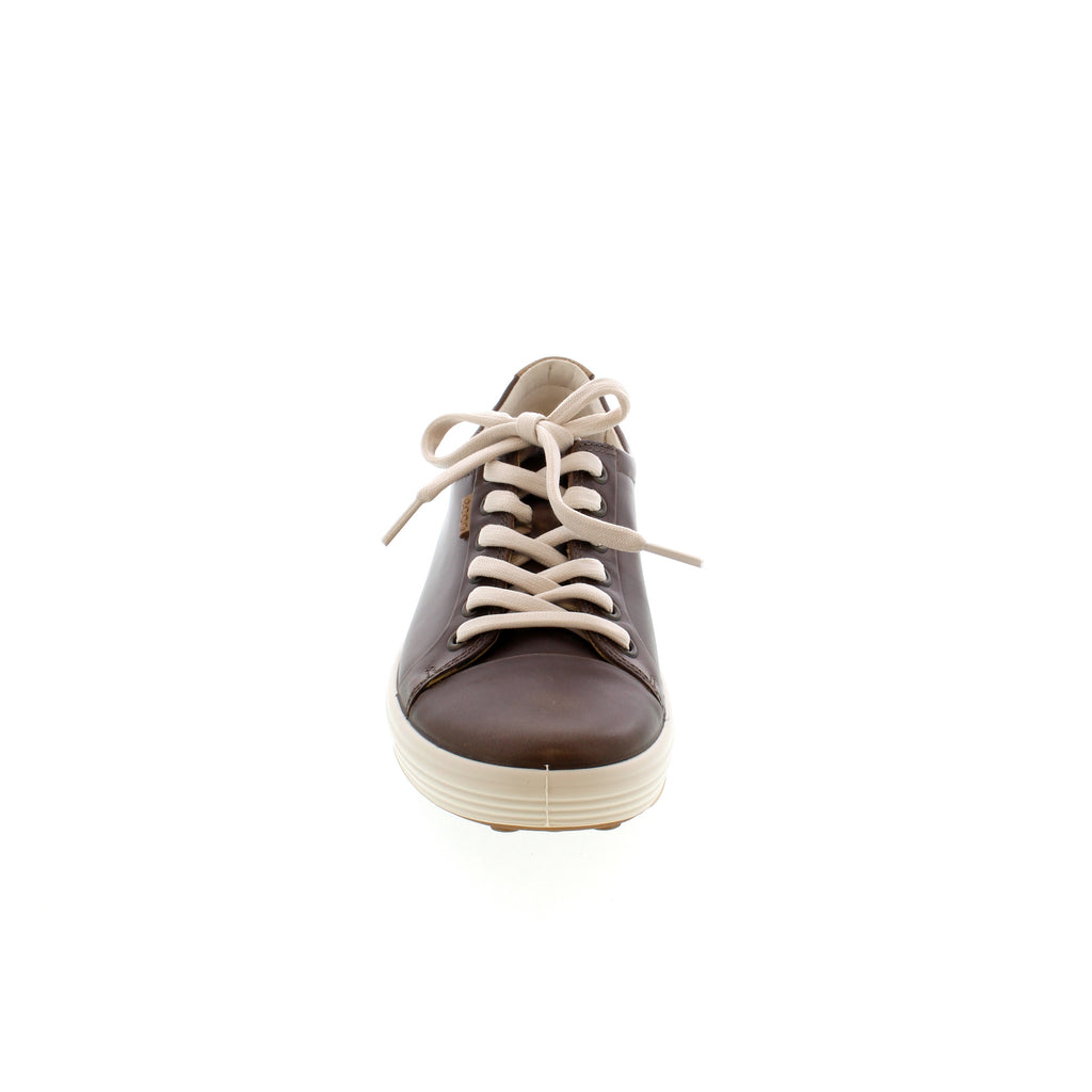 Ecco hot sale chase sneaker