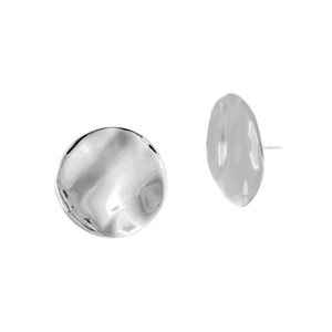 LOLO Disc Wave Studs will add a subtle sparkle to any outfit. The unique shape catches the light, creating an eye-catching look that'll get you noticed. Crafted with a 