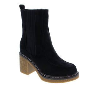 The Aquaflex London boots are the ideal footwear for the fashion-forward vegan. These boots merge style and comfort into one beautiful boot. These boots are sure to become a wardrobe staple.