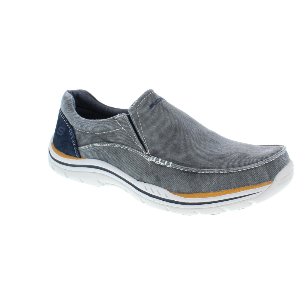 Skechers relaxed fit expected on sale avillo