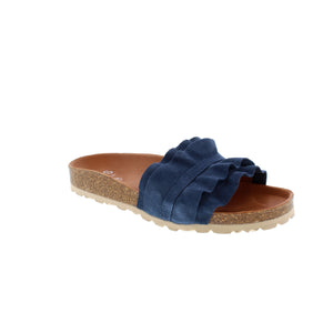 EOS Ginora is the perfect slide for the beach or the boardwalk. Featuring a ruffled suede, moulded cork footbed with rubber outsole. These versatile slides will keep you moving in comfort.