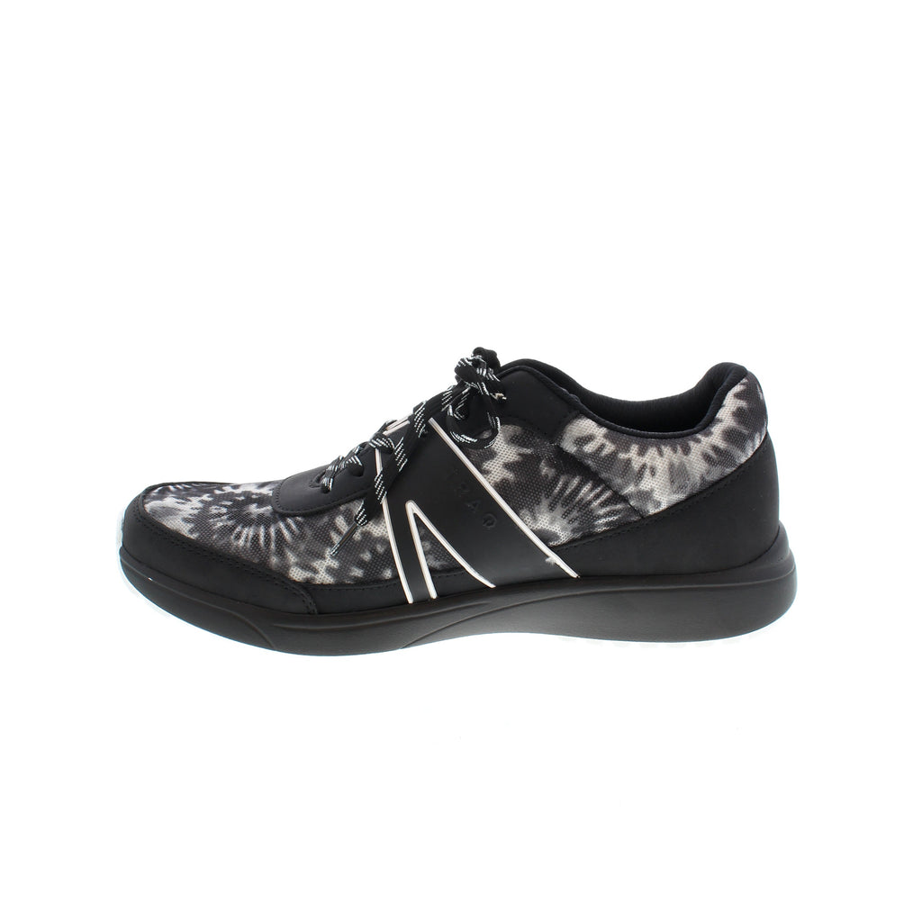 Alegria Women's Qarma Smart Shoe - Black/White, Syncs With App, Slip-Resistant, Size 5