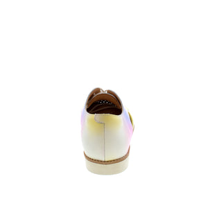 Rollie Sidecut Punch Ombre Spray is designed with punch hole detailing that expands with your feet. Crafted with a side-cut design for extra breeze, this shoe is perfect for spring and summer adventures!