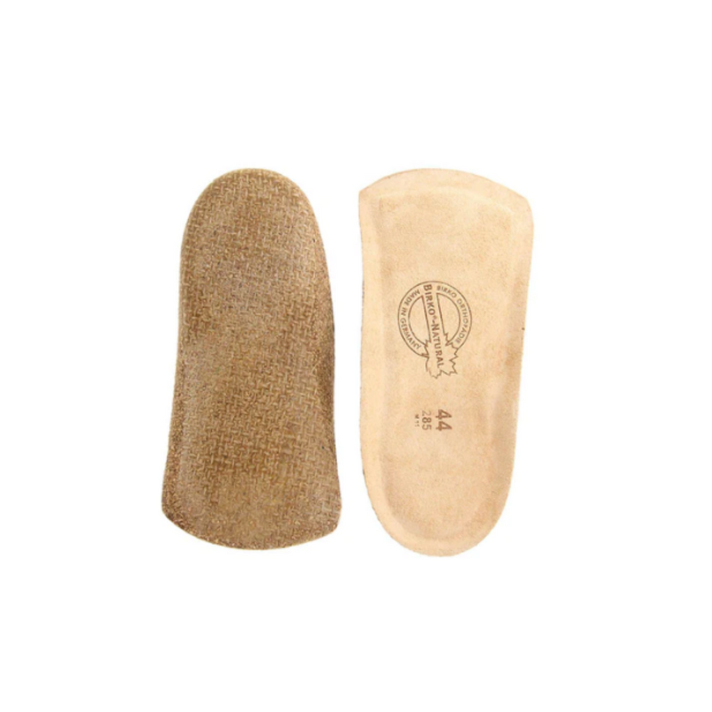Birkenstock® Birko Natural 3/4 insoles are characterized by their unique shape, created with the foot's anatomy in mind. These insoles support the foot with a molded footbed and ensure comfort with every step.