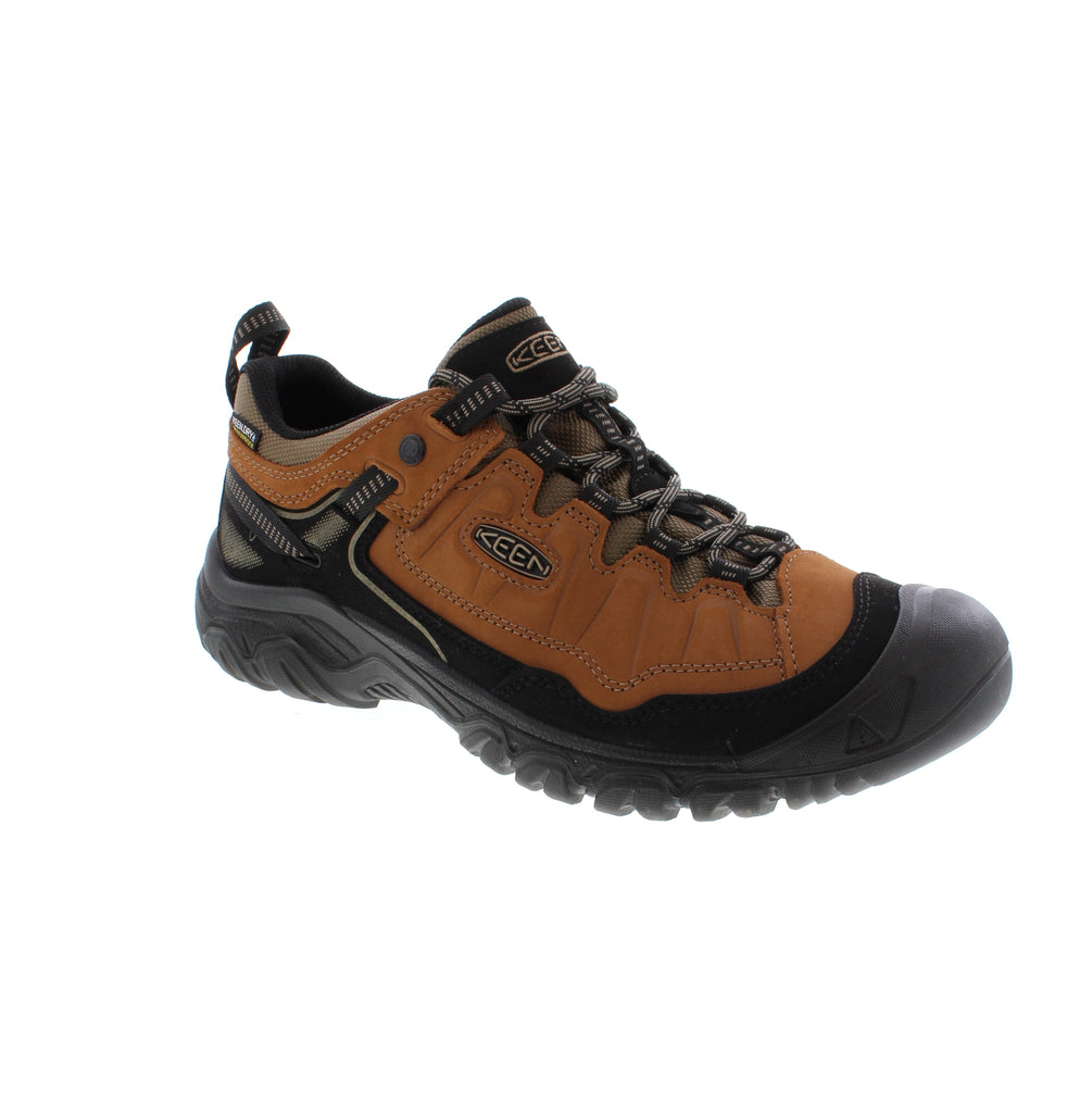 The Keen Targhee IV Mid WP is the ultimate hiking companion, featuring durable and glue-free fused construction for a longer lasting boot. With unmatched cushioning that resists compression, you can experience maximum comfort on your trek. Say goodbye to multiple boots, this will be the last one you'll need.