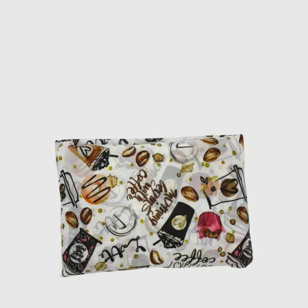 This reusable shopping bag is thin and foldable making it very convenient to slip into a pocket or purse! The luggage print will make you feel like your local shopping experience is somewhere exotic.