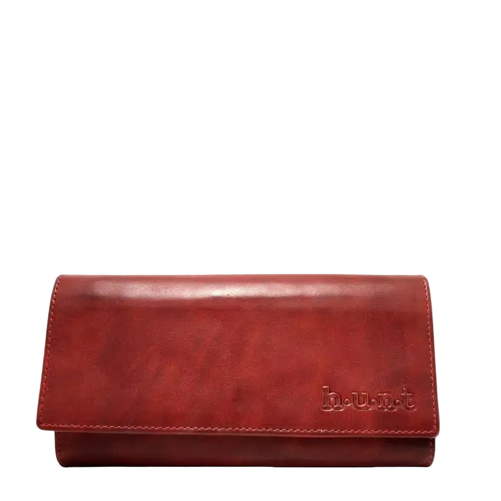The HUNT Wallet HU204740 is made from natural leather. With card slots, transparent ID window, and multiple compartments, you'll have everything you need in one stylish accessory. The RFID protection is built right in to this wallet.