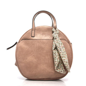 Add trendiness to your style with the ZAC CM29202B convertible handbag, made from vegan leather (Pu) with respect for animal welfare. The bag's strap system allows it to be carried in both backpack and handbag mode, with a double handle for hand carrying. It features a pocket on the front and back for easy access storage.