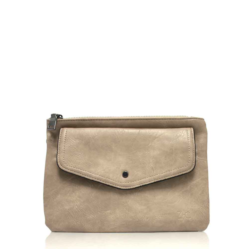 Organize your everyday life with this stylish and practical double-compartment handbag from ZAC. The vegan leather construction is both animal-friendly and environmentally friendly. Inside, you'll find pockets for cards and zippered pockets both in the front and back for easy access to your essentials. Plus, an adjustable/removable shoulder strap makes transportation effortless.