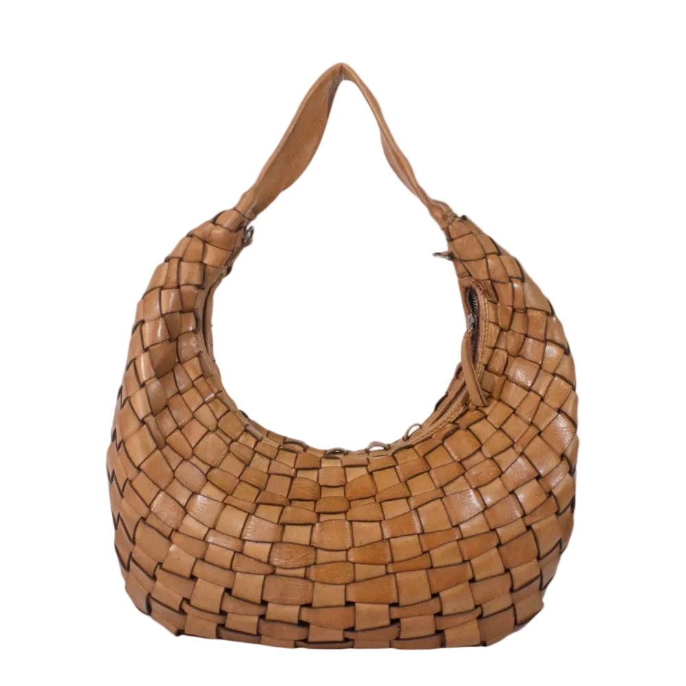 Discover timeless sophistication with this 4893705 shoulder bag from The Trend. Rendered in supple leather with intricate weave, it strikes the perfect balance between refined design and practical functionality. The fabric lining and secure zipper closure ensure durability for everyday use.