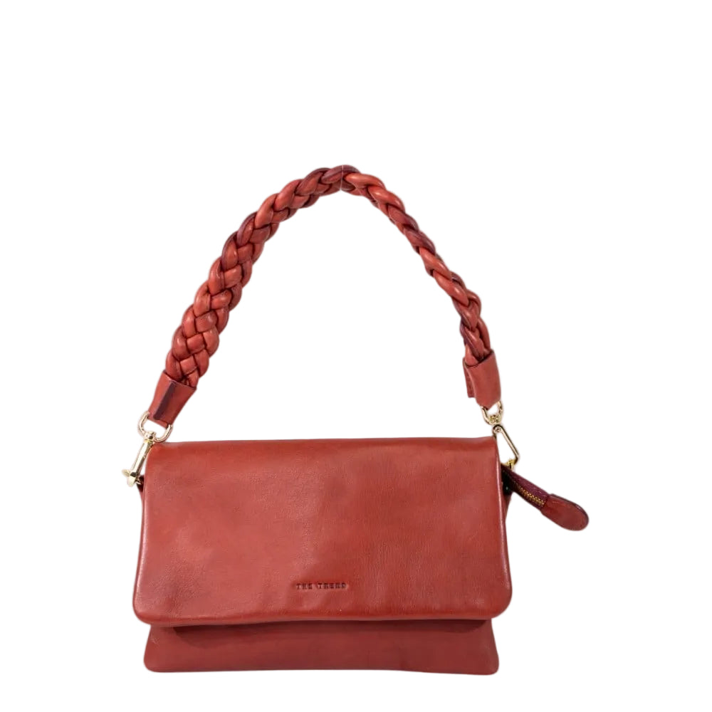 The Trend 6503529 shoulder bag will carry your essentials in style. Whether you're heading to work or running errands, this durable leather bag offers the comfort and functionality you need, season after season.