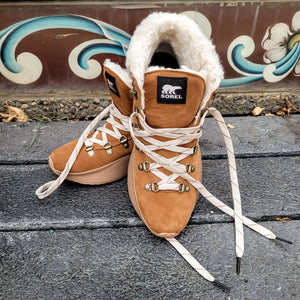 Sorel Out 'N About ™ III Conquest - Camel