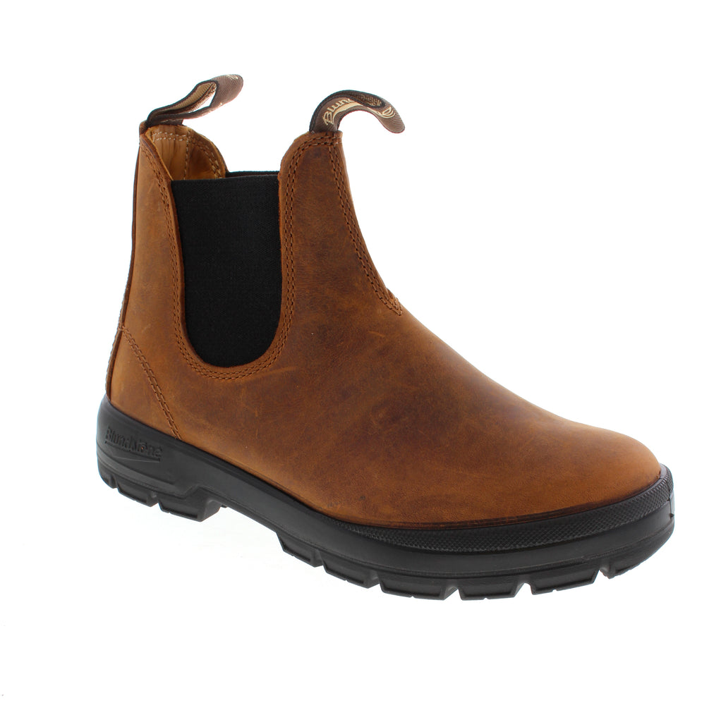 Blundstone Terrain — a versatile Chelsea boot built for everyday wear and outdoor adventures. Crafted with oiled nubuck upper, leather lining, and a durable PU midsole with TPU outsole for reliable traction. Features a round toe, block heel, and ankle-height silhouette that fits true to size with average width and instep. Perfect for casual outings or light trail exploration.