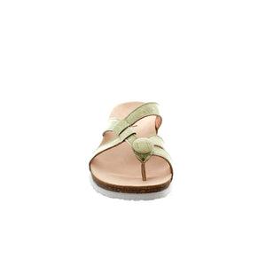 The Think! Julia 246 slide is designed to provide lasting comfort throughout the summer. Crafted with airy, stylish materials, a wide foot strap for extra support, and leather detailing, this light, cheerful shoe is perfect for any occasion.