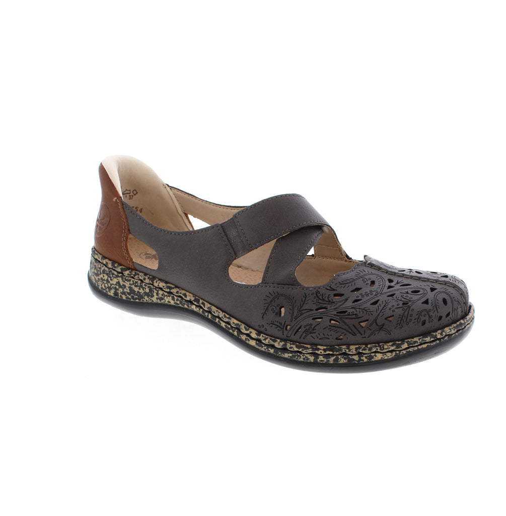 This Rieker 46352-45 casual shoe delivers comfort and style in black. The perforated leather upper with elasticized design and padded collar adapts to your foot, while the removable insole and foam midsole provide cushioning support. Velcro closure makes it easy to slip on and off.