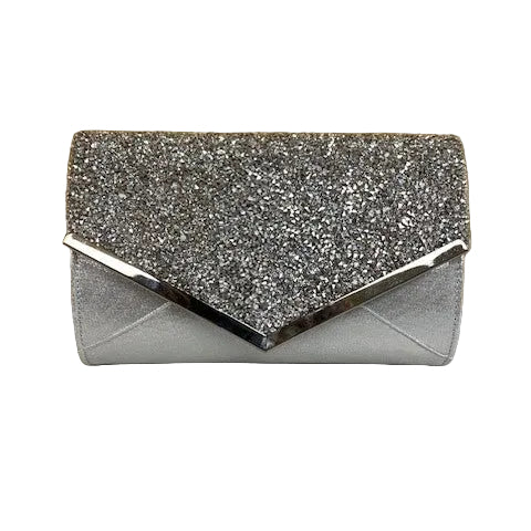 With the Taxi Ellie you can take on the night with fashion and bling all in your hand! Pair this clutch with your favorite go-to outfits for a dazzling look.