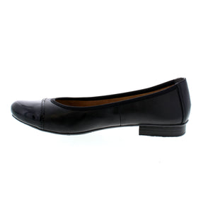 Elevate your style with the Rieker 51998-00 ballerina flats. Made of soft leather, these luxurious shoes offer both style and comfort. The lightweight design and anti-stress sole make them a must-have for any fashion-forward woman. Slip into these shoes with ease and conquer your day in comfort.