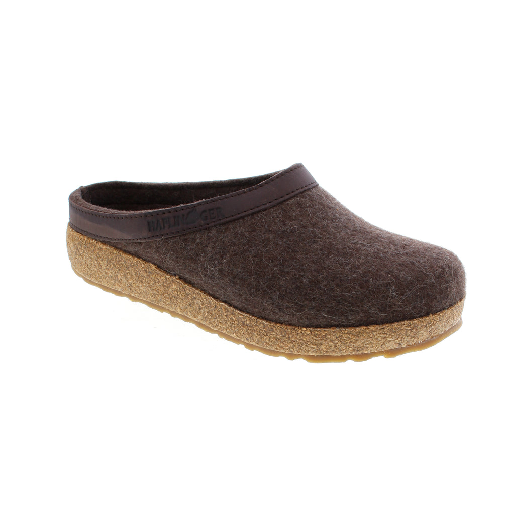 Haflinger's GZL slippers combine premium comfort with practical durability for everyday wear. The supportive footbed cradles your feet while the non-slip outsole keeps you steady indoors and out. Whether you're padding through your home or making a quick trip outside, these slippers deliver reliable cushioning and grip that lasts all day long.