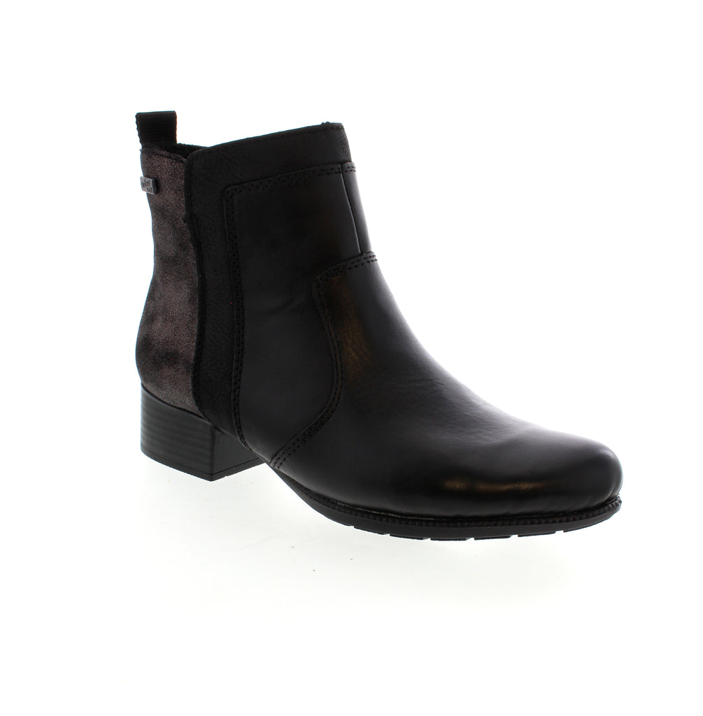 With Rieker 78658-00 ankle boots, you'll have a stylish and reliable companion for any occasion. Made of smooth leather, these stitchdown-style boots are both flexible and durable. The grippy sole with block heel and cozy lining will keep your feet warm and secure.