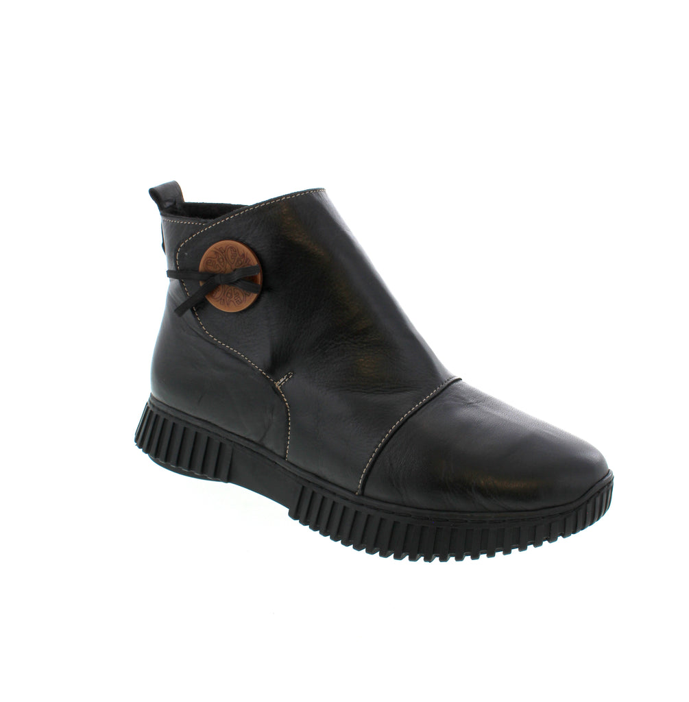 The Volks Walkers Asra in Black is a meticulously designed ankle bootie featuring a premium leather upper for durability and style. Its side zip provides effortless access, while the orthotic-friendly interior accommodates custom insoles for enhanced foot support. Combining craftsmanship with comfort, this bootie is ideal for those requiring both functional footwear and a refined aesthetic.