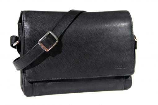 With the BR-8007 leather organizer by Derek Alexander, everything is at the tip of your fingers right when you need it! Having 8 card slots and a key ring, you can keep everything in its proper place.