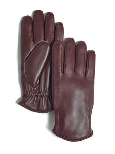 The Brume Halifax Glove offers a vintage kidskin exterior and a soft micro-terry polyester lining. Stay warm and comfortable with plush mitt lining and HEAT-mX thermal insulation. This glove is moisture-wicking, breathable, and resistant to water and wind. The elasticized wrist allows for a secure fit.