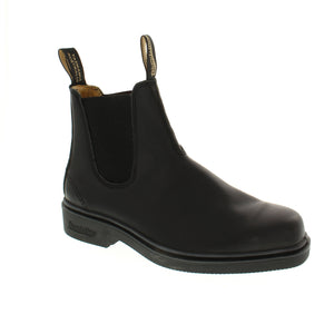 This premium leather Blundstone Chelsea boot is a versatile, all-weather boot! Featuring a cushioned insole and thermo-urethane outsole for water resistance, you couldn't go wrong with this boot!