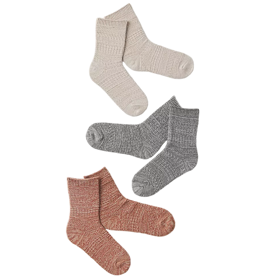 Experience unmatched comfort with the Lemon Cabin Crew Socks in a stylish nutshell multi-tone. Crafted from a soft blend of polyester and spandex, these socks offer a cozy texture and gentle stretch that keeps your feet warm and snug. Perfect for lounging by the fireplace or adding a touch of comfort to your everyday wear, their two-toned marled design adds subtle style to your look. Treat your feet to softness and warmth with these essential cozy crew socks.