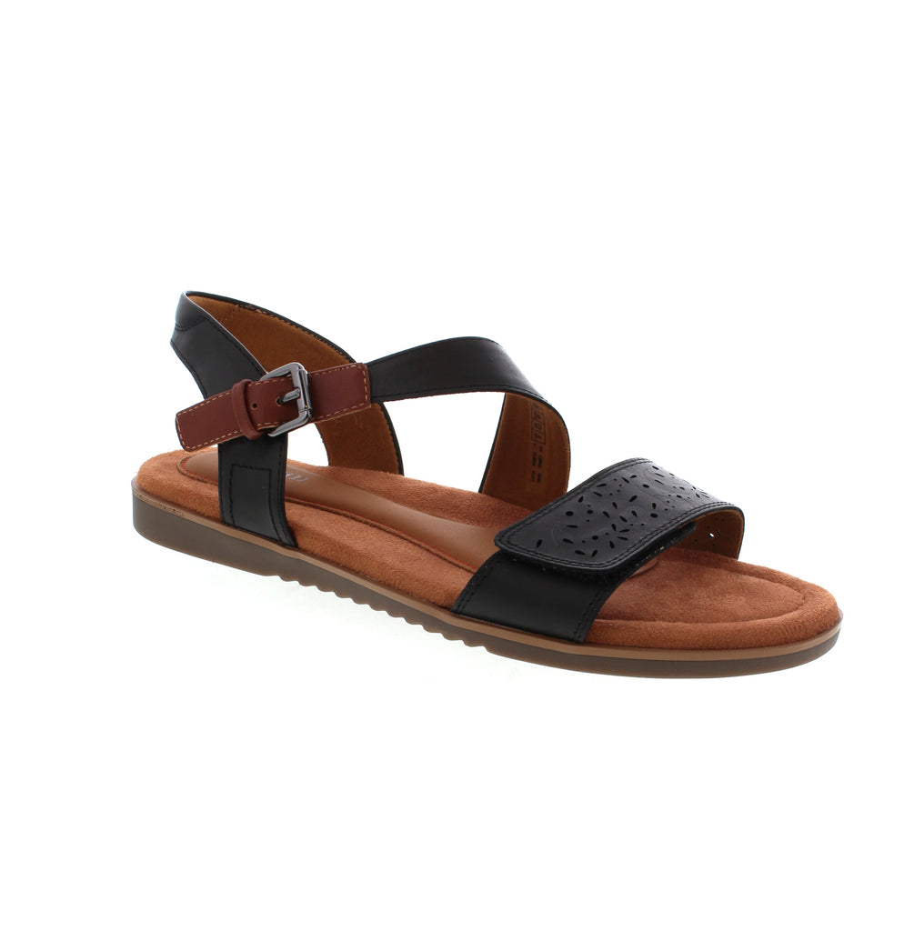 The Cobb Hill CJ0730 sandal combines refined style with exceptional comfort. Designed with ample arch support and a soft lining, these buckle sandals provide lasting comfort for casual outings, outdoor dining, or Sunday brunch. Their thoughtful construction ensures your feet stay supported throughout the day, making them an ideal choice for those who value both elegance and practicality.