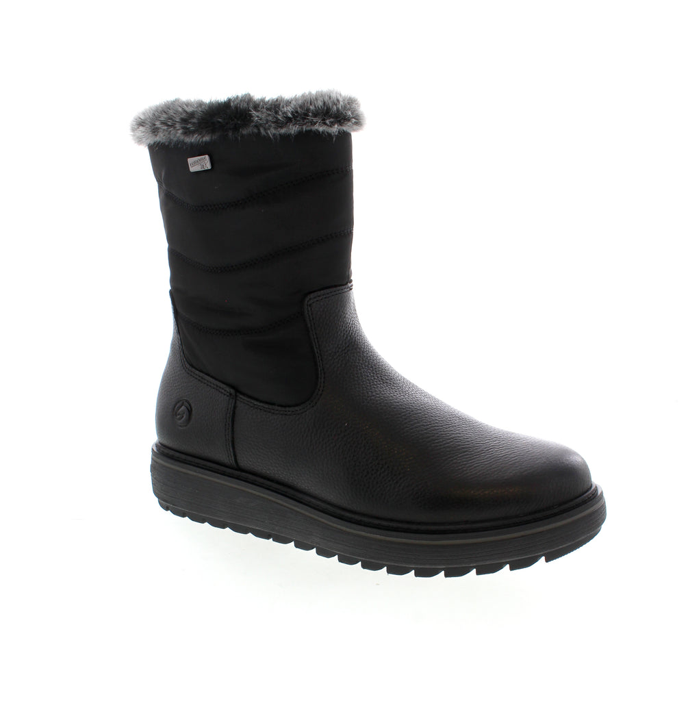 Experience unparalleled comfort and elegant design with the Remonte D0U79-03 mid-calf boot. This essential boot boasts a soft, removable insole, water-resistant Remonte Tex technology, a warm wool lining for colder temperatures, and flip grip for optimal traction on icy and snowy terrain.