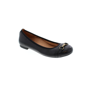 The Vionic Delanie ballet flats are the perfect combination of comfort and style. These ballet flats feature a classic rounded toe with metal hardware, paying homage to equestrian fashion. With its lightweight construction, biochemical design to hug your arches and Vio-Motion Technology to help support natural alignment, your feet will look and feel their best!