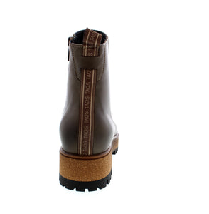 The Taos Downtown boot is the perfect combination of style and comfort. The smooth leather, inside zipper, and lug rubber outsole make it easy to go anywhere. With a lightweight cork and polyurethane midsole, enjoy added height without the weight. Plus, the faux fur and leather lining add extra softness for your feet.