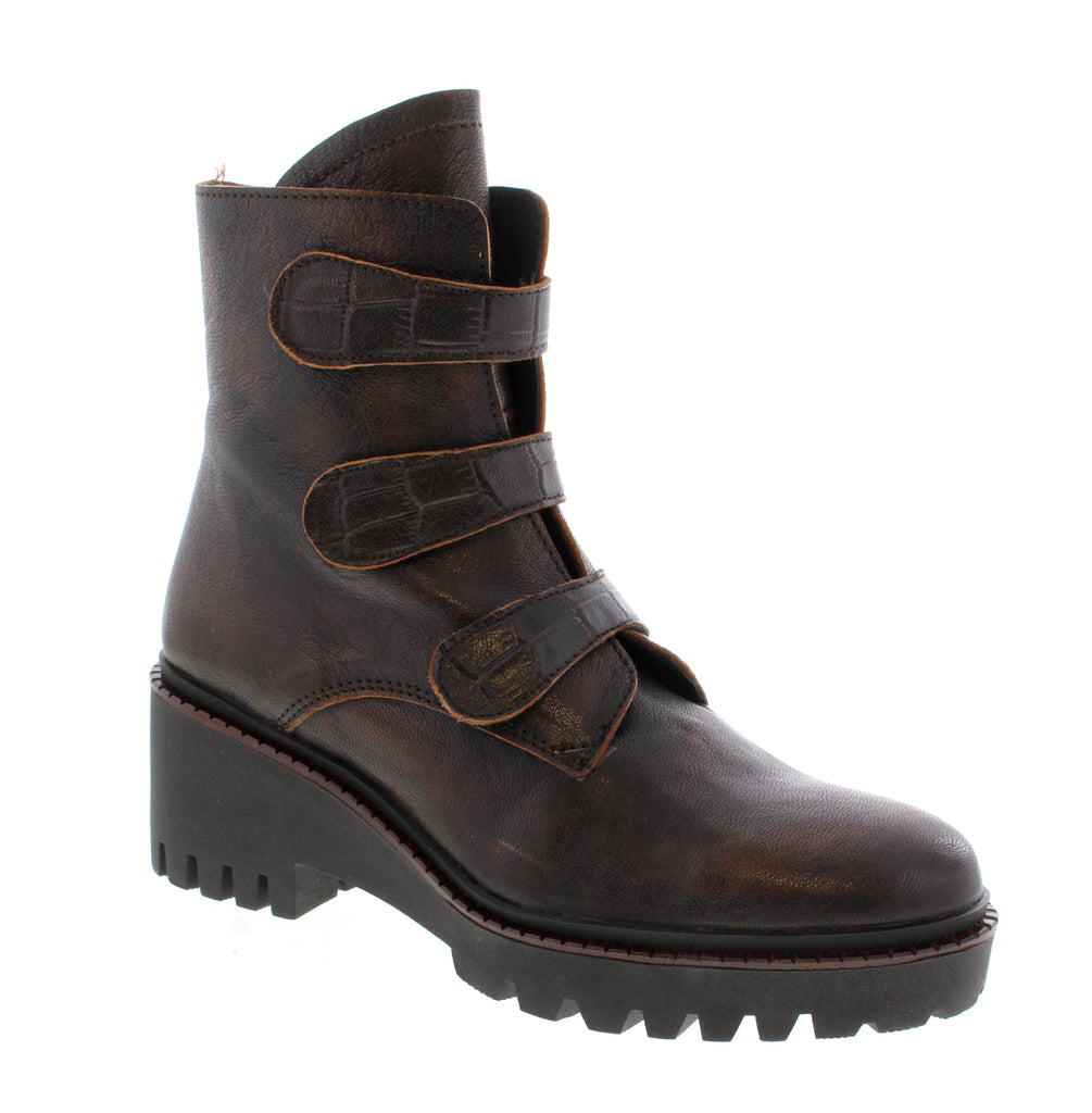 Step into understated elegance with the Unity.In.Diversity Dublin Dusk in Black—a versatile ankle boot that seamlessly transitions from casual weekends to everyday wear. Crafted with a premium leather upper, cushioned foam midsole, and durable rubber outsole, this round-toe platform boot delivers comfort without compromise. Featuring a leather lining and footbed for breathability, plus adjustable velcro fit for a personalized feel, the Dublin Dusk adapts to your foot.