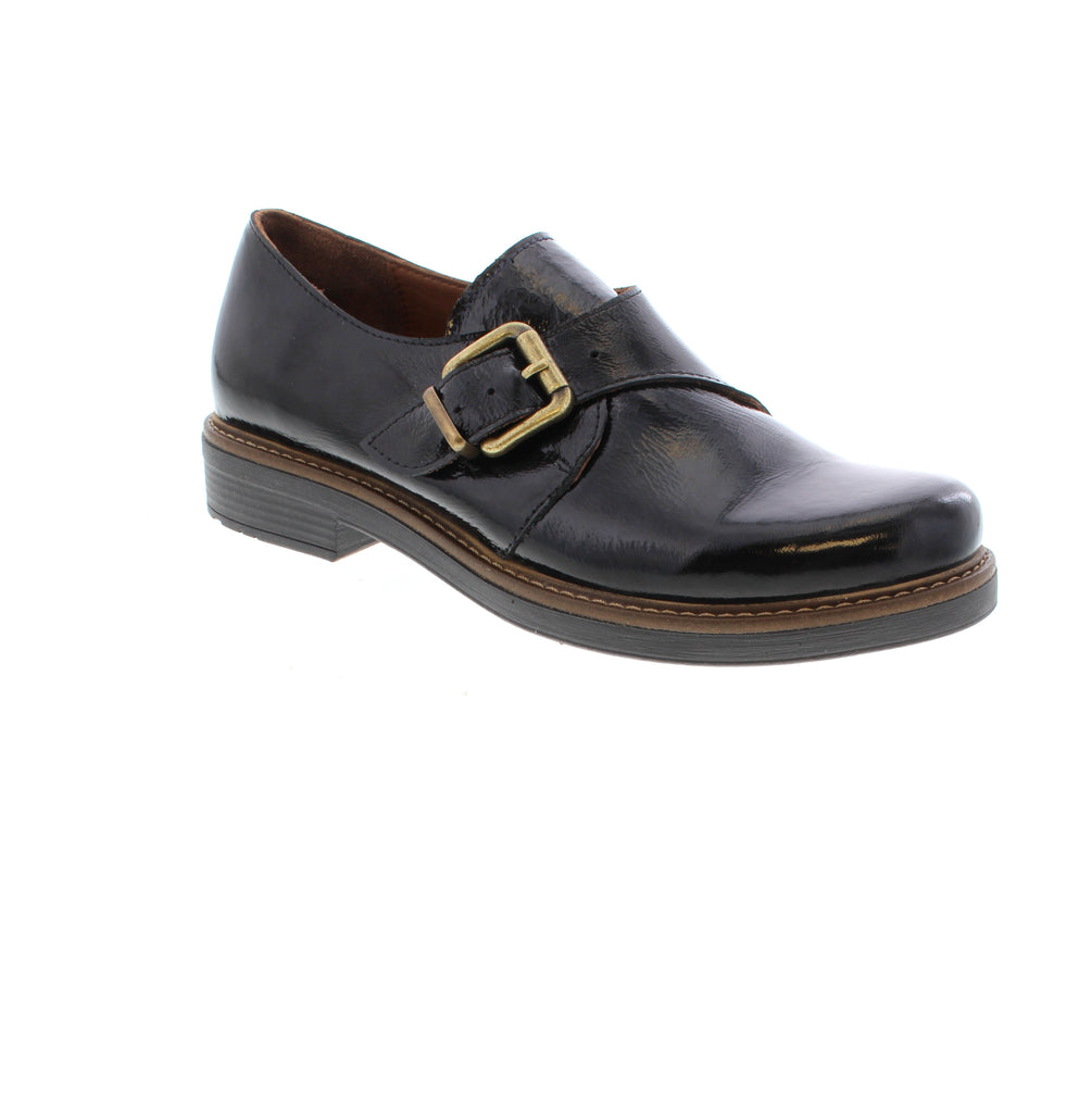 Elevate your everyday style with the Bueno Ella, a sleek black patent loafer that seamlessly transitions from office to casual settings. Crafted with a patent leather upper, leather lining, and supportive foam midsole, this slip-on delivers comfort and sophistication in one versatile package.