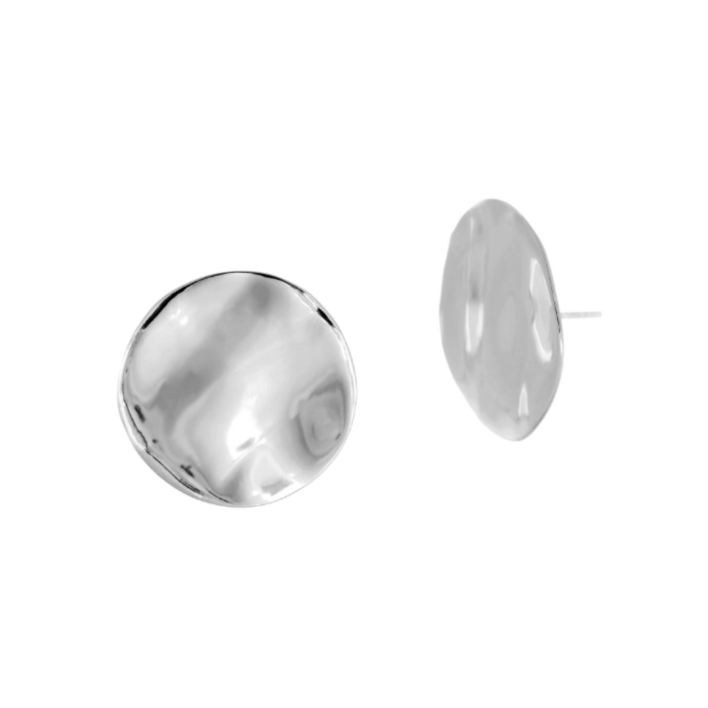 LOLO Disc Wave Studs will add a subtle sparkle to any outfit. The unique shape catches the light, creating an eye-catching look that'll get you noticed. Crafted with a "dented" metal look, they're light yet impactful.