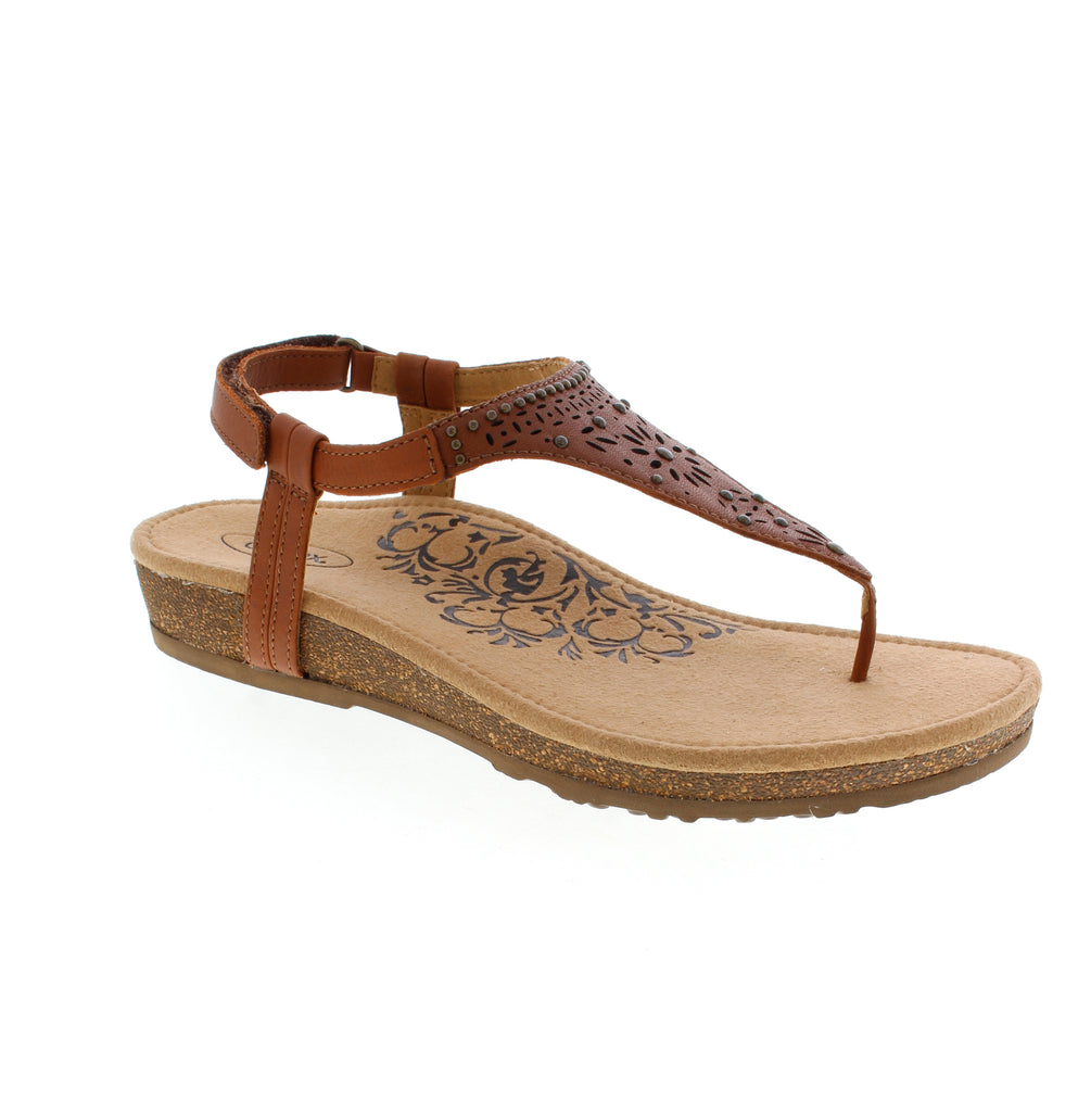 The Aetrex Evelyn in Walnut features an adjustable back strap and padded heel for secure, personalized comfort. Built with a lightweight cork midsole and anatomically engineered design based on millions of foot scans, this versatile thong sandal delivers all-day support and style.