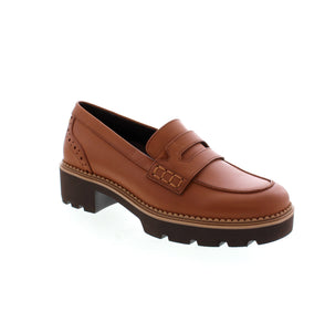 Experience classic looks and lightweight sophistication with the Vionic Fillmore loafer. Made with premium leather, this slip-on shoe features a contoured footbed and goring for added comfort. Its lightweight lug bottom adds a touch of elegance to every step.