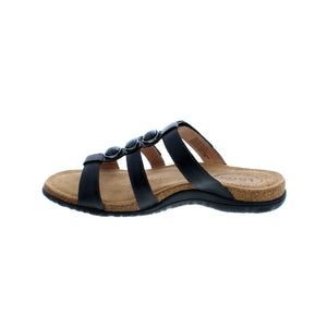 Slide into this chic Täōs sandal for cooling comfort! Gemma provides long-lasting support and comfort for day and evening wear! The footbed has extra cushioning and breathability, while the thick rubber sole provides stable grip and traction. This sandal will keep you comfortable and supported.