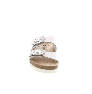 Experience ultimate comfort and style with Mephisto Hazina sandals. Made with soft leather and featuring SOFT-AIR and AIR-RELAX technologies, these sandals provide effortless walking and support for the foot's anatomy. The adjustable rhinestone buckles add a touch of elegance to these casual women's sandals.