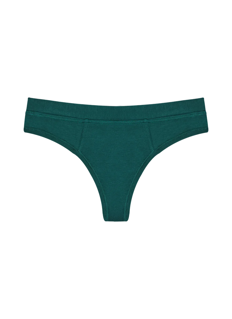 Huha's Mineral Thong is the perfect choice for any woman on the move. It's made with TENCEL™ and smartcel™ sensitive for fresher, longer-lasting comfort. You'll stay covered from front to back all day, so you can lounge, work out, or go-go-go in style!&nbsp;