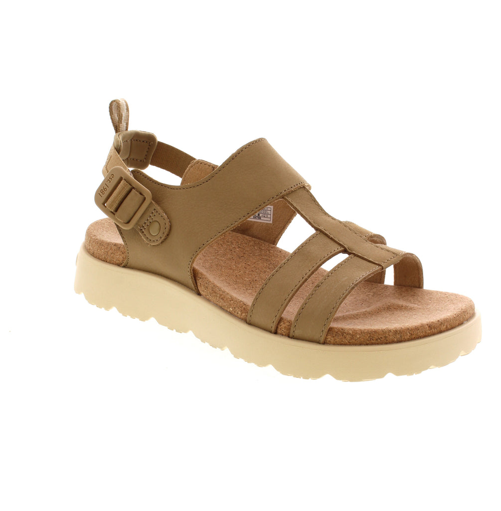 Elevate your style with the Merrell Fleur Backstrap sandal in black. Perfect for a night out or casual outings, this sandal offers both versatility and comfort. Its backstrap provides a secure fit while its sleek design adds a touch of elegance.