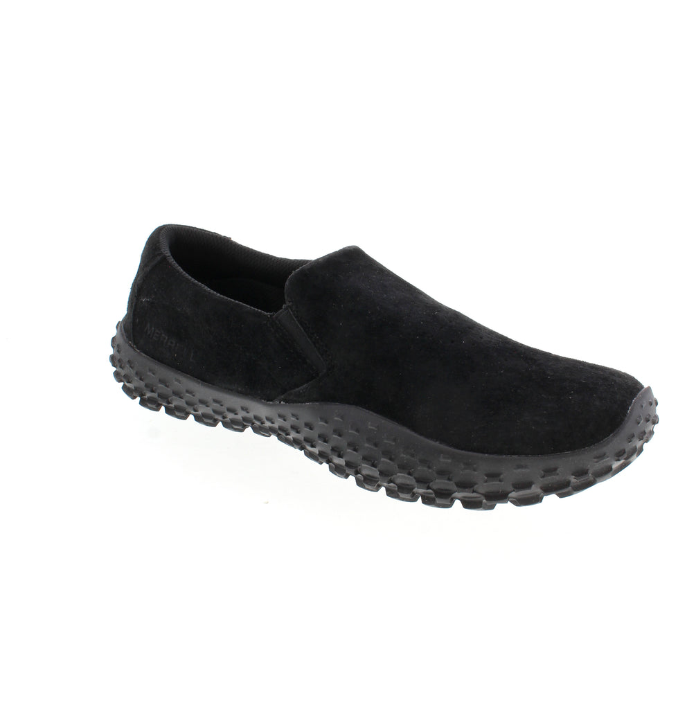 Merrell Wrapt Slip On combines comfort and versatility for everyday wear. This slip-on shoe features a waterproof suede upper, mesh lining, and enhanced traction outsole—perfect for casual outings and light hiking.