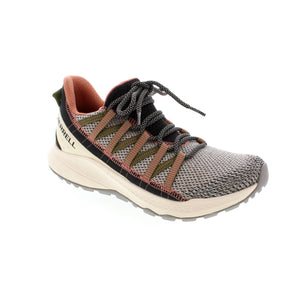 Merrell Bravada Edge is trail-ready. This hiker fits like a sneaker and hugs the ankle without stiffness or pinch points. Complete with  Merrell mountain-grade Quantum Grip™ rubber outsole and recycled components, this hiker is good for the planet and the trail!