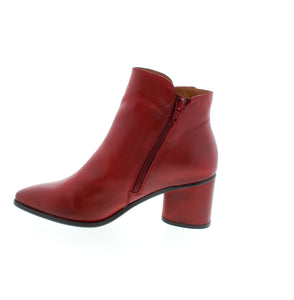 The Miz Mooz Judie ankle boot is a sleek and sophisticated choice for any occasion. Its versatile design with button detailing effortlessly elevates any outfit, making it perfect for the office or a night out. 