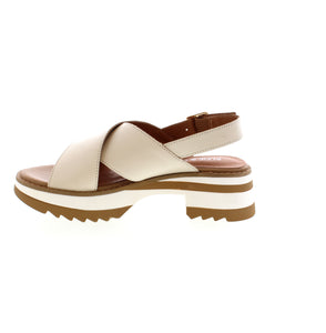 Expertly crafted for the modern woman, these sandals from Alfie & Evie combine premium leather and EVA/PU outsoles for a comfortable and durable option. Featuring a round, open-toe design and a stylish slingback style, these sandals are perfect for casual occasions. The foam midsole and man-made leather footbed provide ultimate comfort, while the 1-2