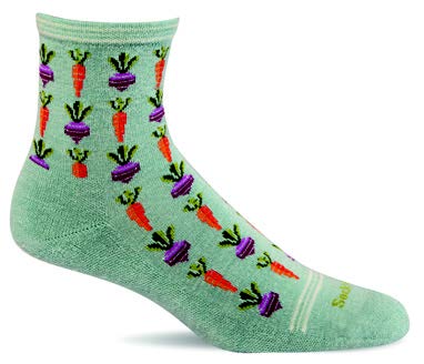 Experience the ultimate comfort with Sockwell Roots - Air (Green). Utilizing Accu-fit Technology, these socks provide a perfect fit while the Soft Turn Welt Top ensures a non-slip grip. Say goodbye to uncomfortable rubbing with the seamless toe closure.