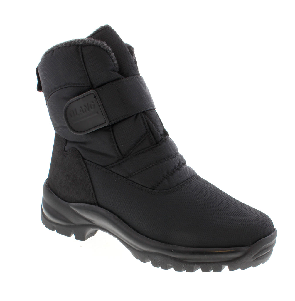 Olang's Liev boot combines waterproof nylon with a cushioned foam midsole for reliable winter protection. Featuring a velcro adjust fit, microfiber lining, and enhanced traction outsole, this vegan-friendly ankle boot handles cold-weather adventures with ease.