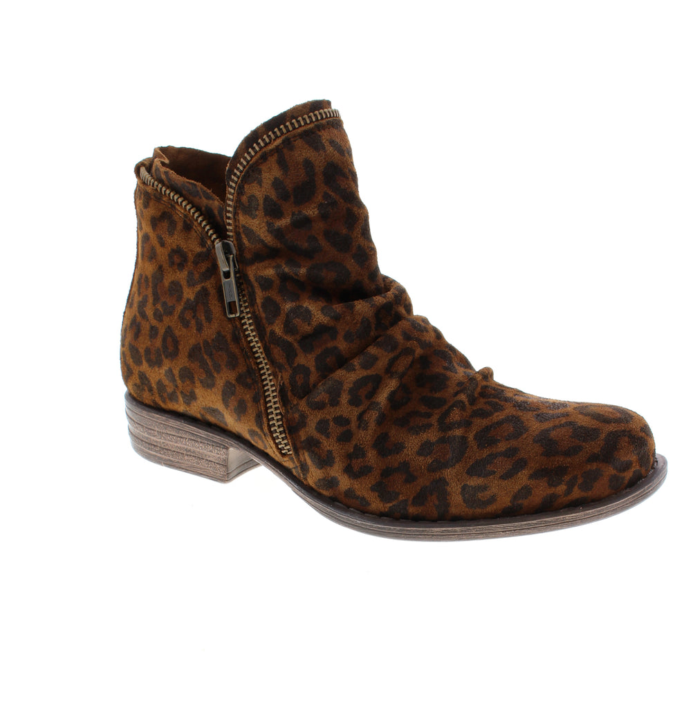 Elevate your everyday style with the Miz Mooz Luna in Leopard a versatile ankle bootie that blends bold animal print with understated sophistication. Crafted from premium suede with a comfortable foam midsole and block heel, this true-to-size bootie features a convenient double side zip entry and leather footbed for all-day wearability.