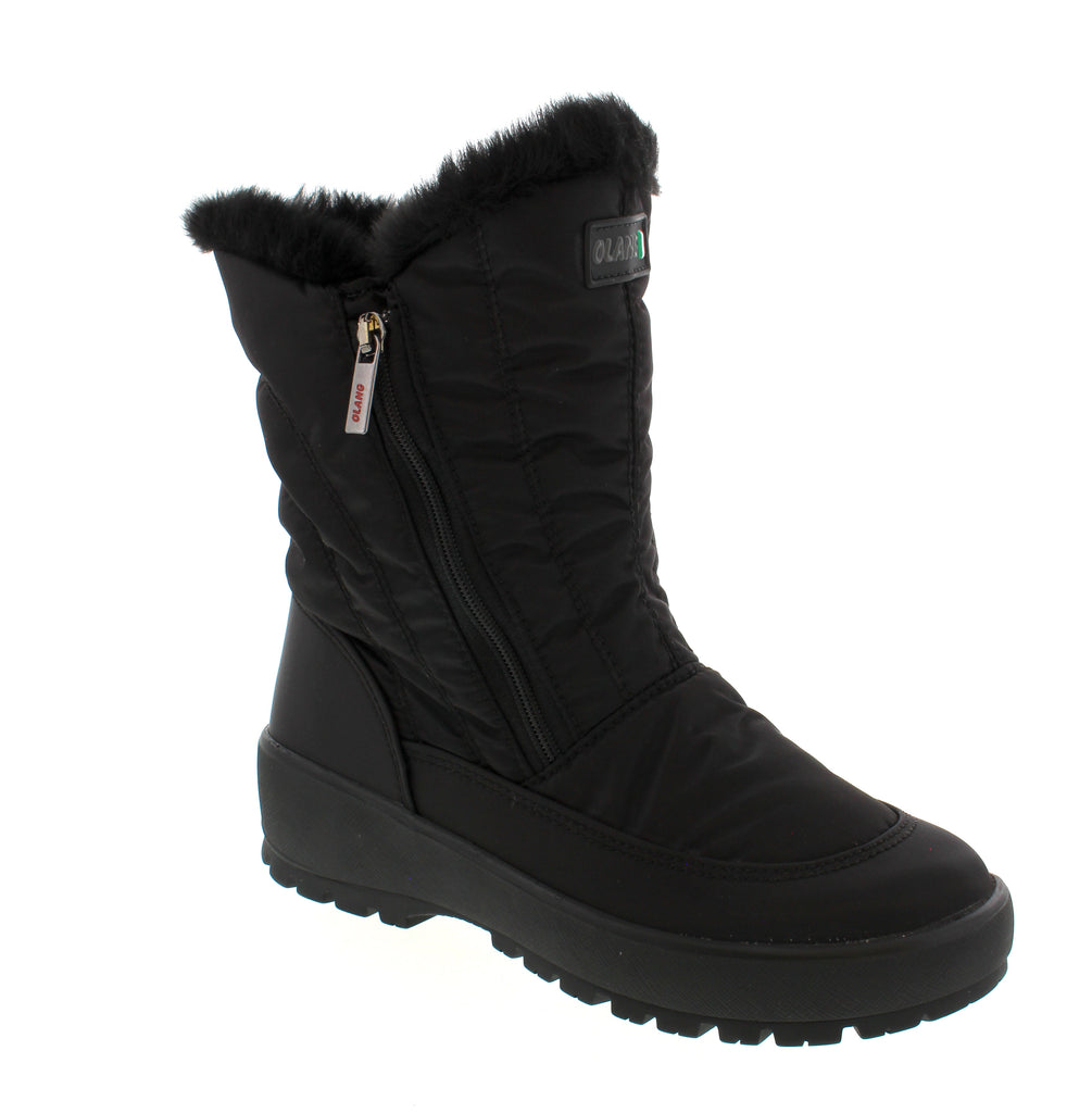 Black winter boot with fur lining on a white background