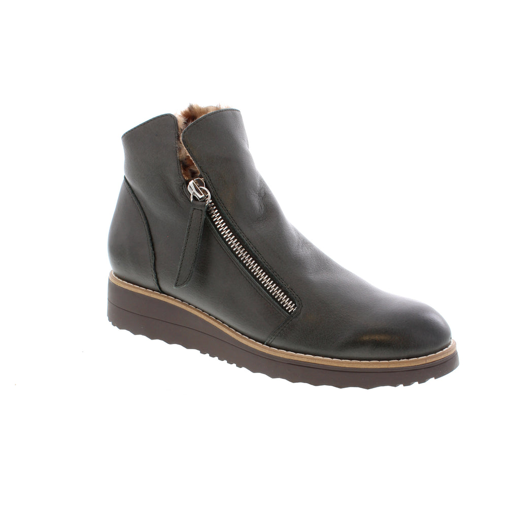 A sporty twist on a bootie - the Opal boot is designed with soft leather, fur lining and a flat wedge sole featuring a slip-on style and two zippers for easy accessibility.